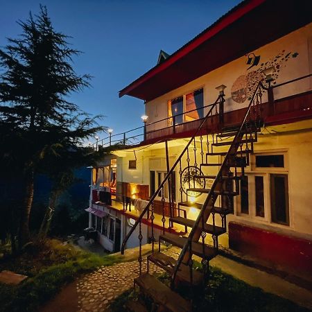 Firgun Chapter Shoja Hostel ภายนอก รูปภาพ