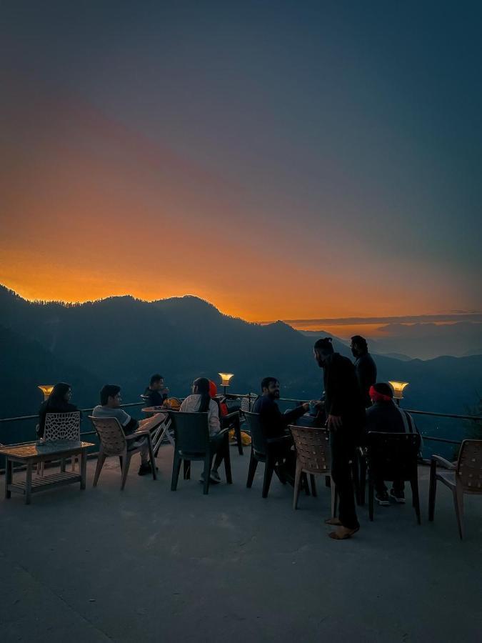 Firgun Chapter Shoja Hostel ภายนอก รูปภาพ