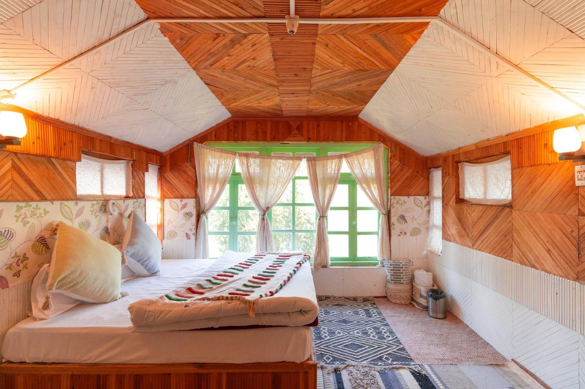 Firgun Chapter Shoja Hostel ภายนอก รูปภาพ