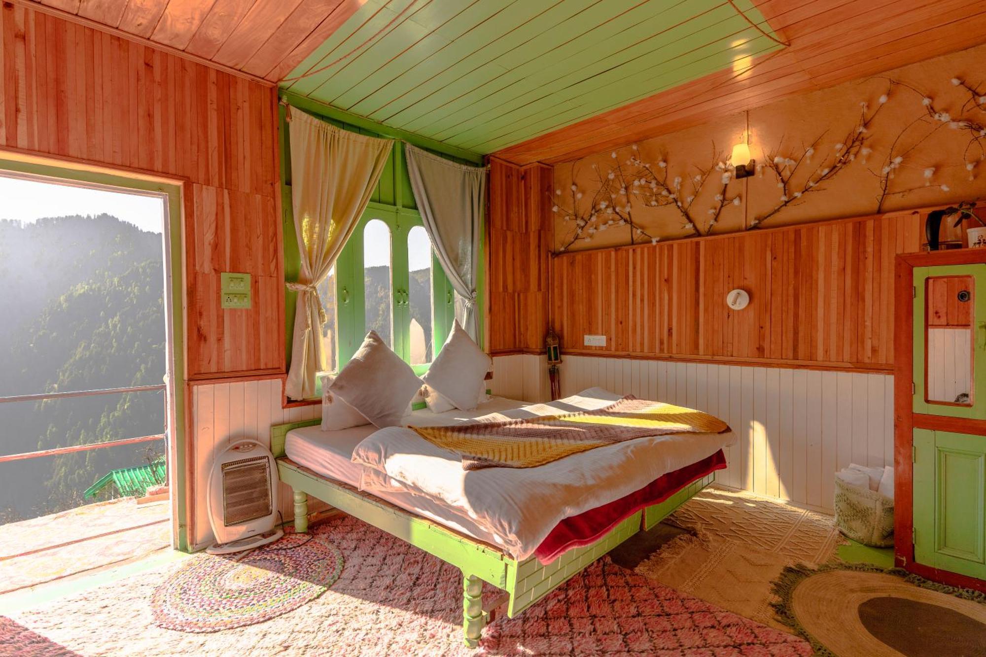 Firgun Chapter Shoja Hostel ภายนอก รูปภาพ